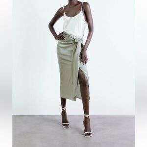ZARA MIDI Satin Effect skirt with Knot